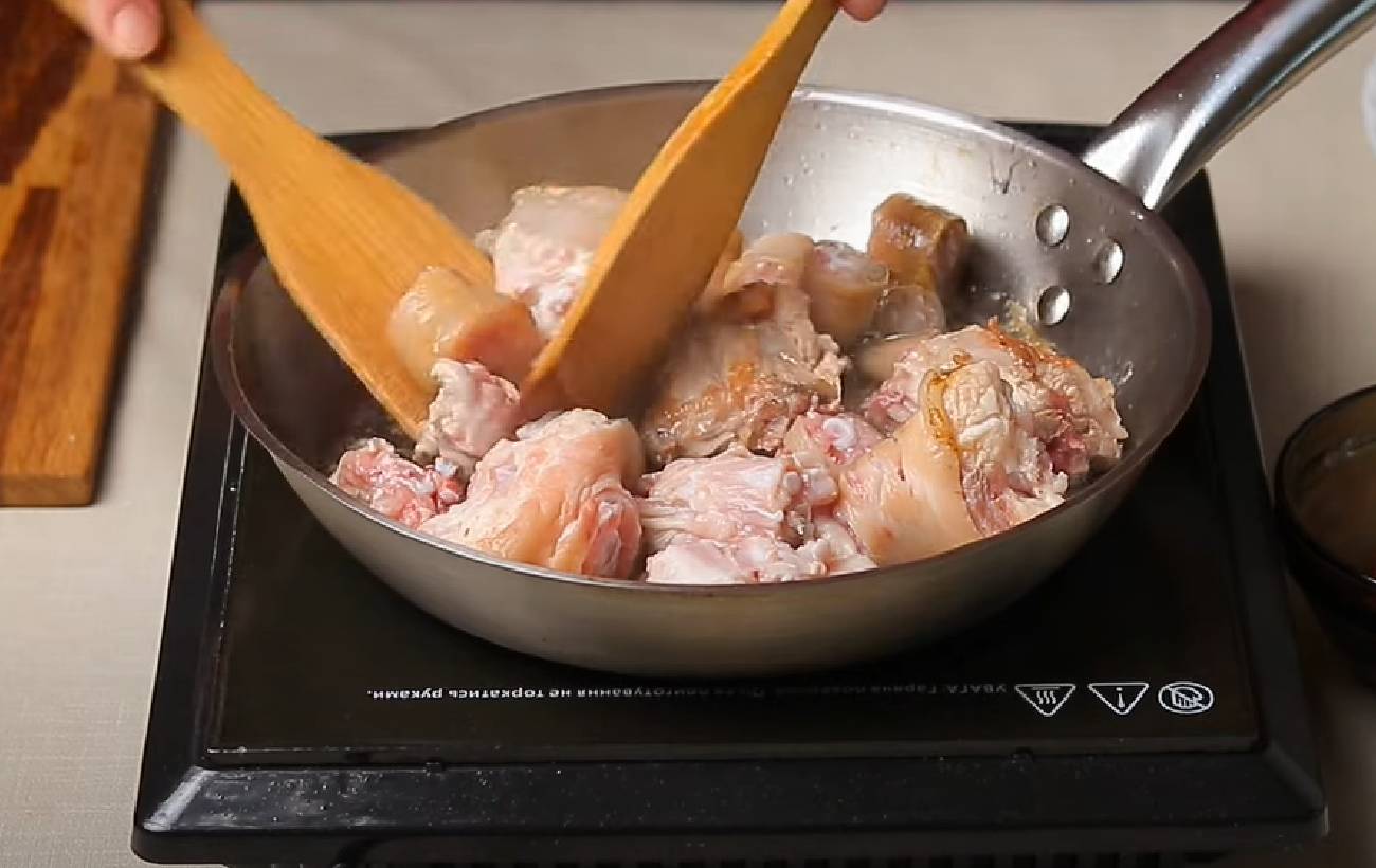 Шупеня зі свинячими хвостами: екстравагантний рецепт ситної гуцульської страви